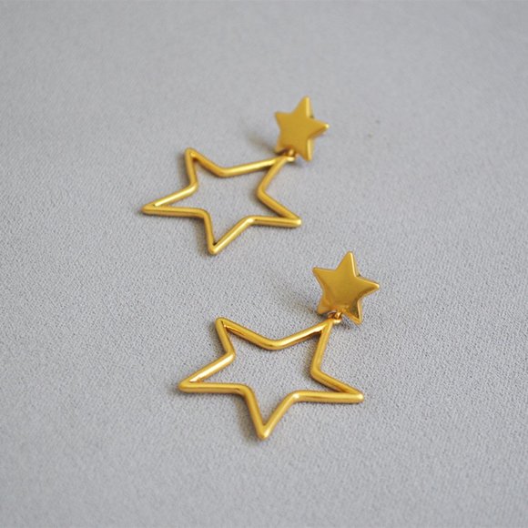 Madewell Jewelry - Madewell Big Wire Star Drop Earrings